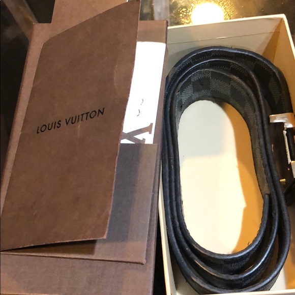 Louis Vuitton belt - Picture 2 of 4